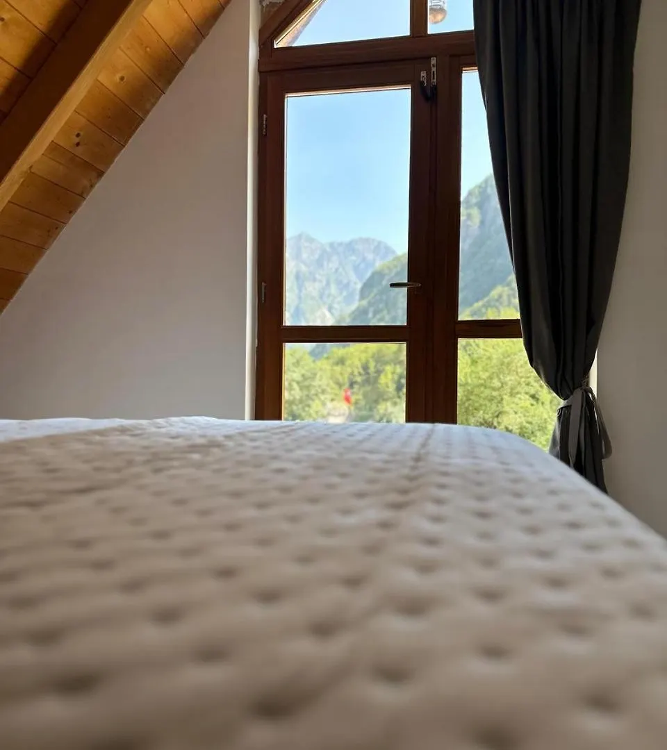 Petriti Theth Hotel